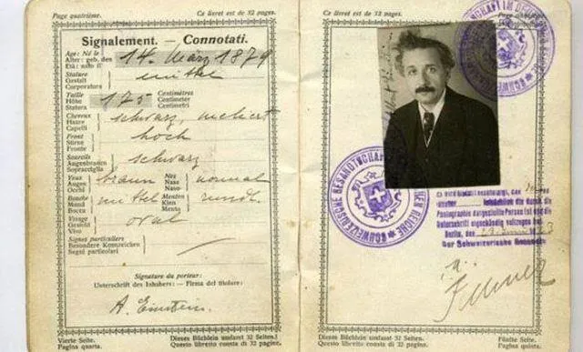 Einstein Swiss Passport